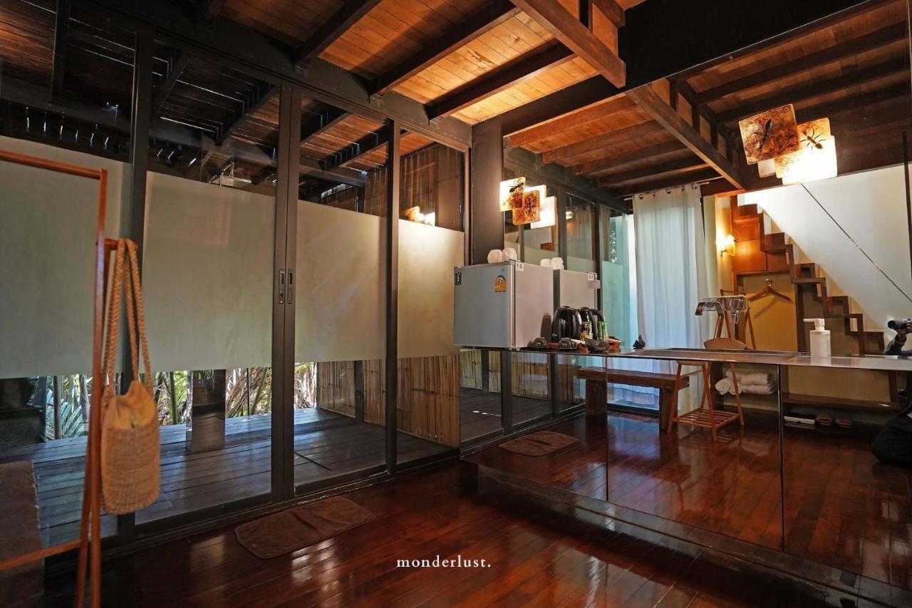 Bangkok Tree House Bang Kachao Hotel Exterior photo